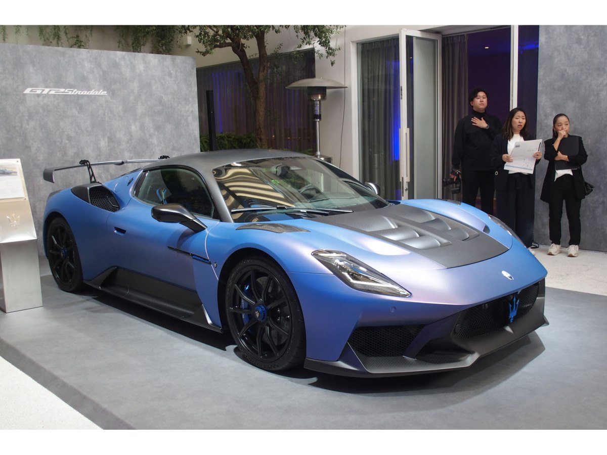 マセラティのミドシップスーパースポーツカー「GT2ストラダーレ」が