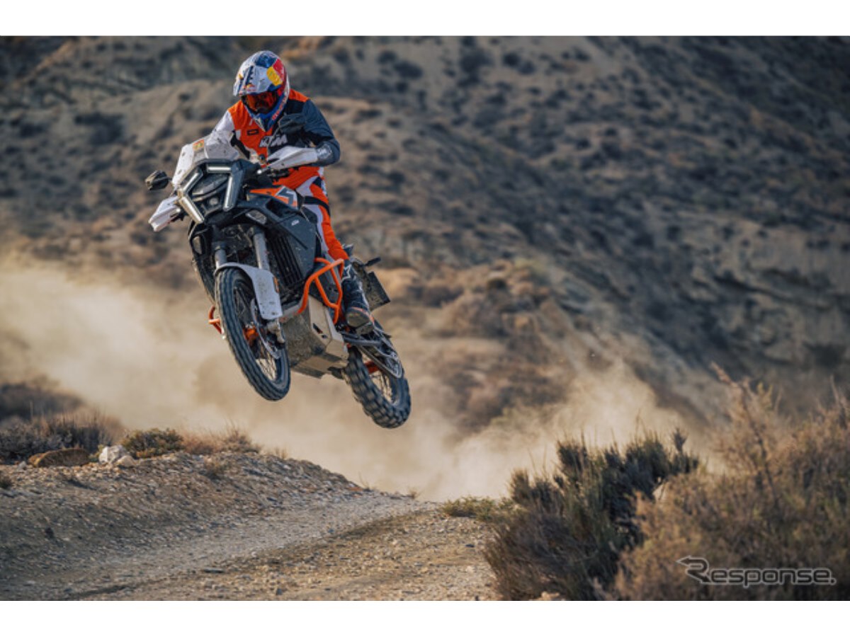 KTM『1390 スーパーアドベンチャー R』、新エンジン搭載の2025年モデル