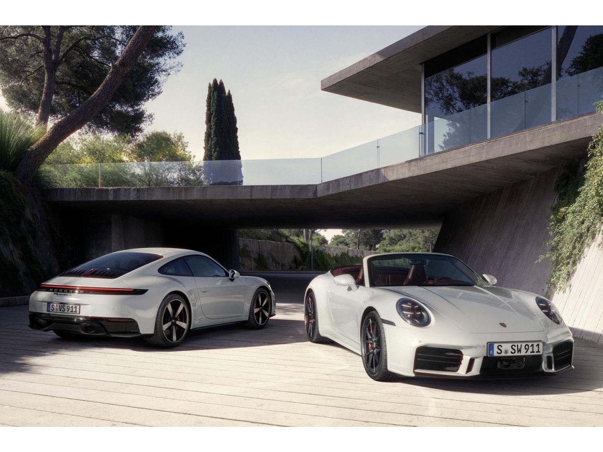 【PORSCHE】 純正ポルシェ 911 カレラS　ノベルティ 改良型「ポルシェ911カレラS」「911カレラSカブリオレ」の受注が