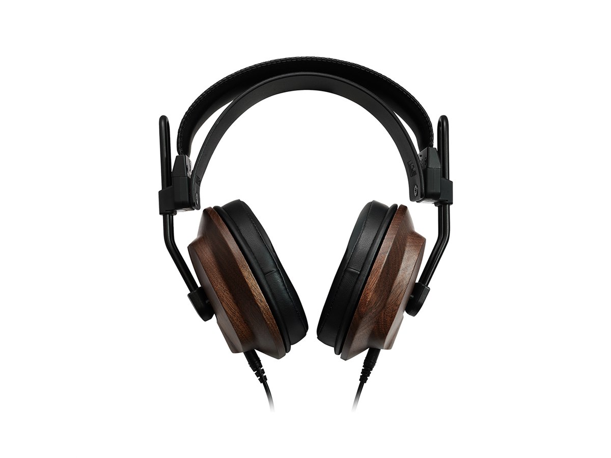 フォステクス、黒胡桃無垢材ハウジングと第4世代平面振動板搭載の