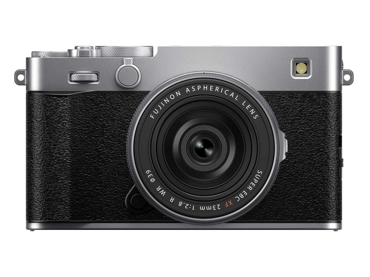 富士フイルム、ボディ内手ブレ補正を採用した「FUJIFILM X-E5