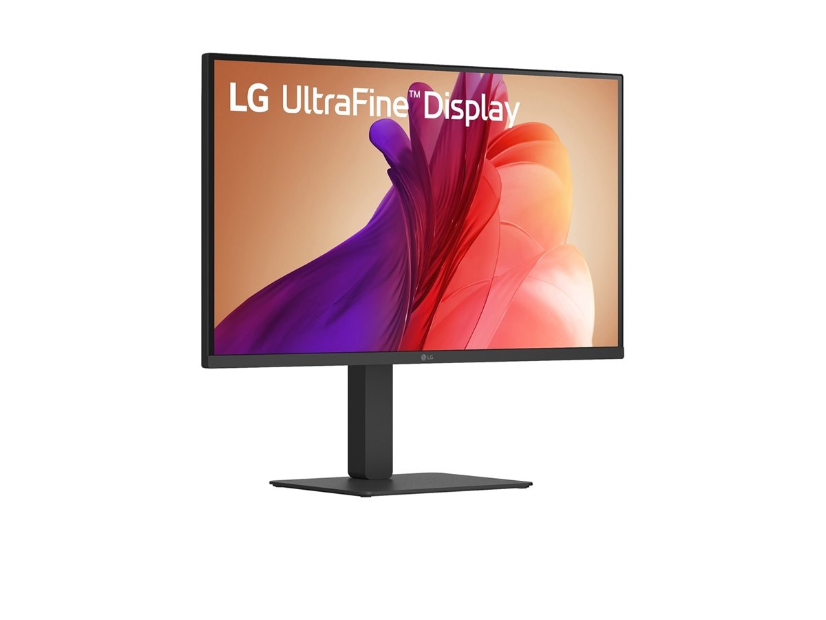 LG、31.5型4K液晶とwebOSを搭載した27型4K液晶を本日7/3発売