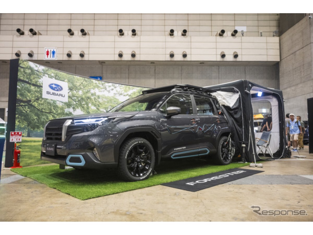 新型フォレスター半端ないって！ 純正用品で大変身、日本初披露“サンド