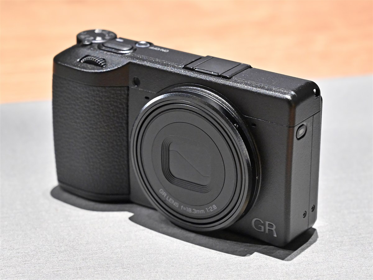 （美品・CCDセンサー）RICOH GR DIGITAL IV 195,000円、新型センサーや新開発レンズを採用した「RICOH GR IV