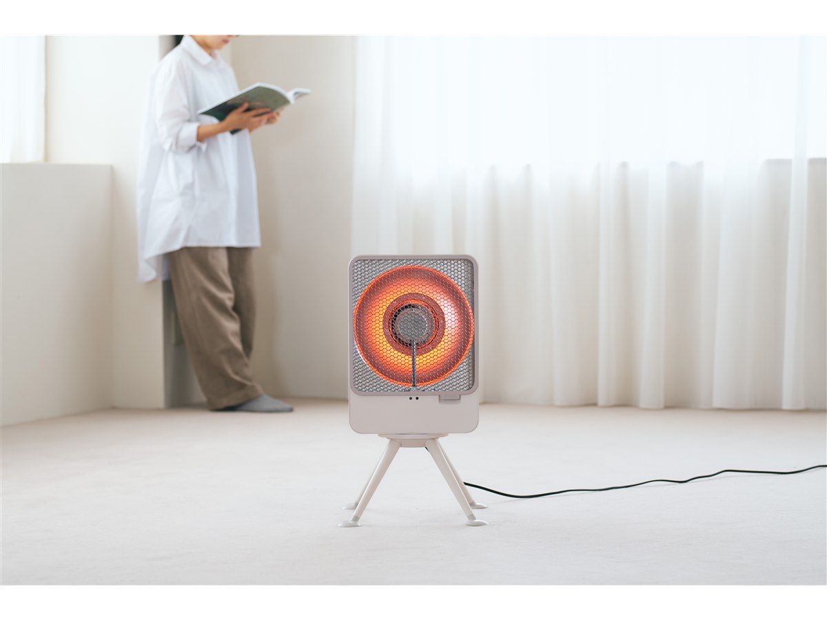 シロカ、1200W相当の暖かさが得られる「リフレクトヒーター ぽかエコー