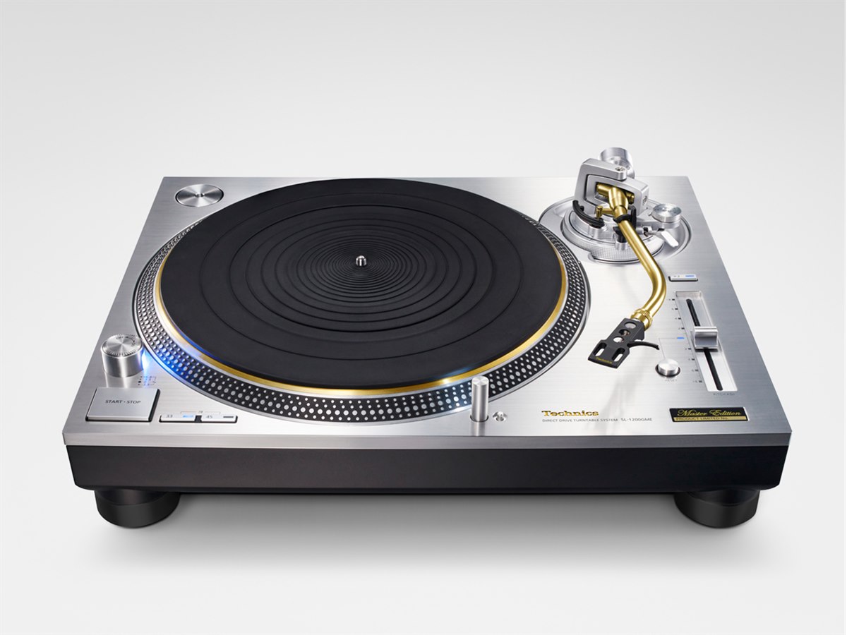 テクニクス、マスターエディション仕様のターンテーブル限定