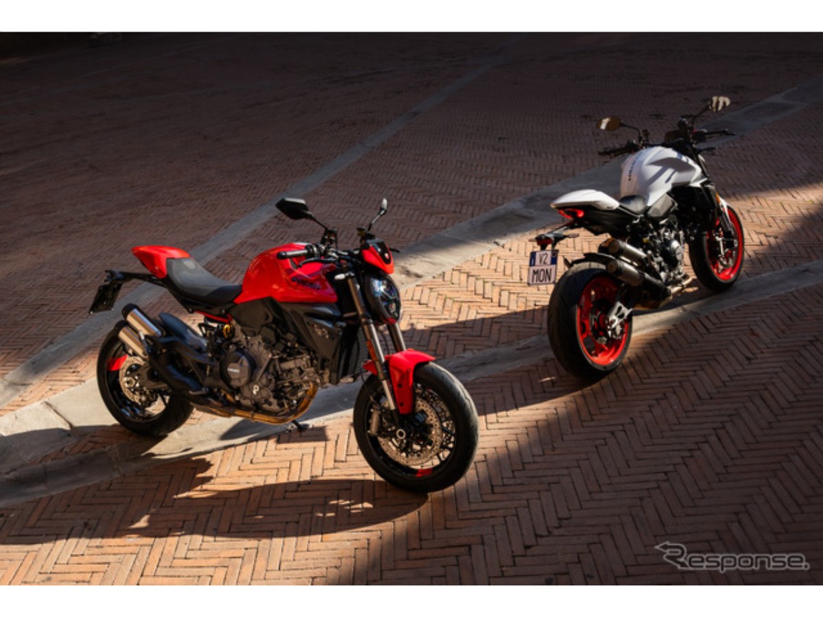 史上最軽量の175kg！ 新V2エンジン搭載のドゥカティ『モンスター』発表