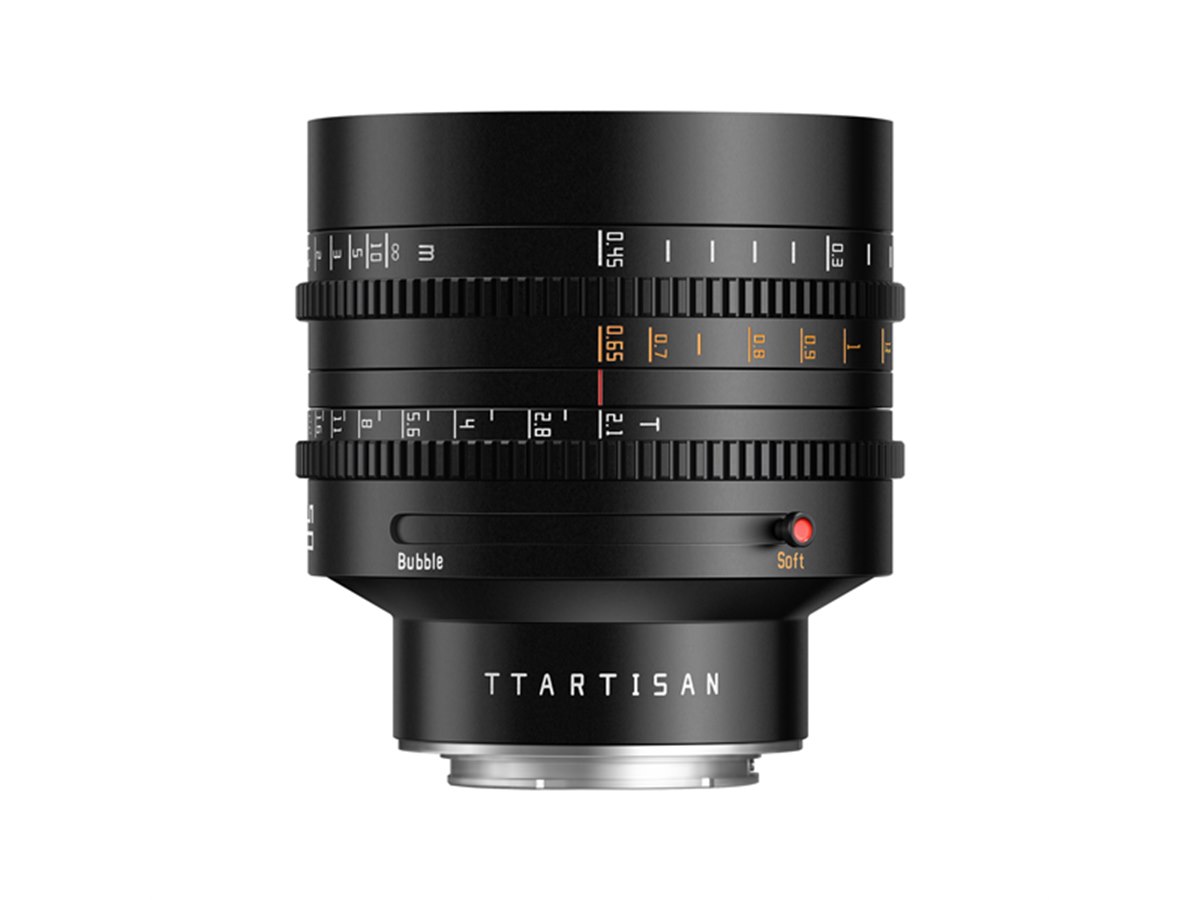 TTArtisan、2種類のボケを切り替えられる大口径単焦点レンズ「T2.1