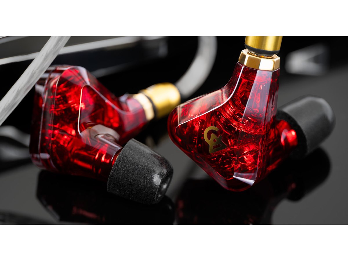 Campfire Audio、フラッグシップIEMの全世界80台限定モデル「Trifecta