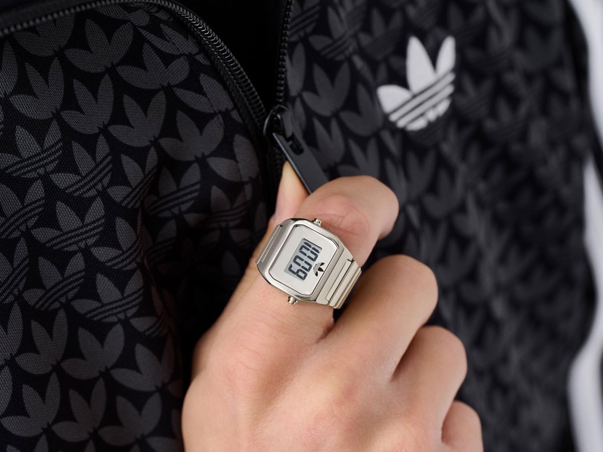 【アディダス】リングウォッチ（指輪時計） アディダス、指に装着する初のリングウォッチ「DIGITAL TWO RING