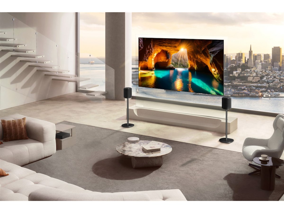 LG、厚さ1cm未満の薄型＆ワイヤレスを採用した83V型4K有機ELテレビ「LG