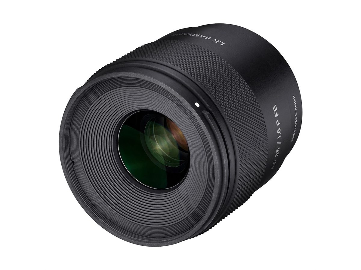 SAMYANG、F1.8の開放F値と重量216gの小型軽量設計を実現したEマウント