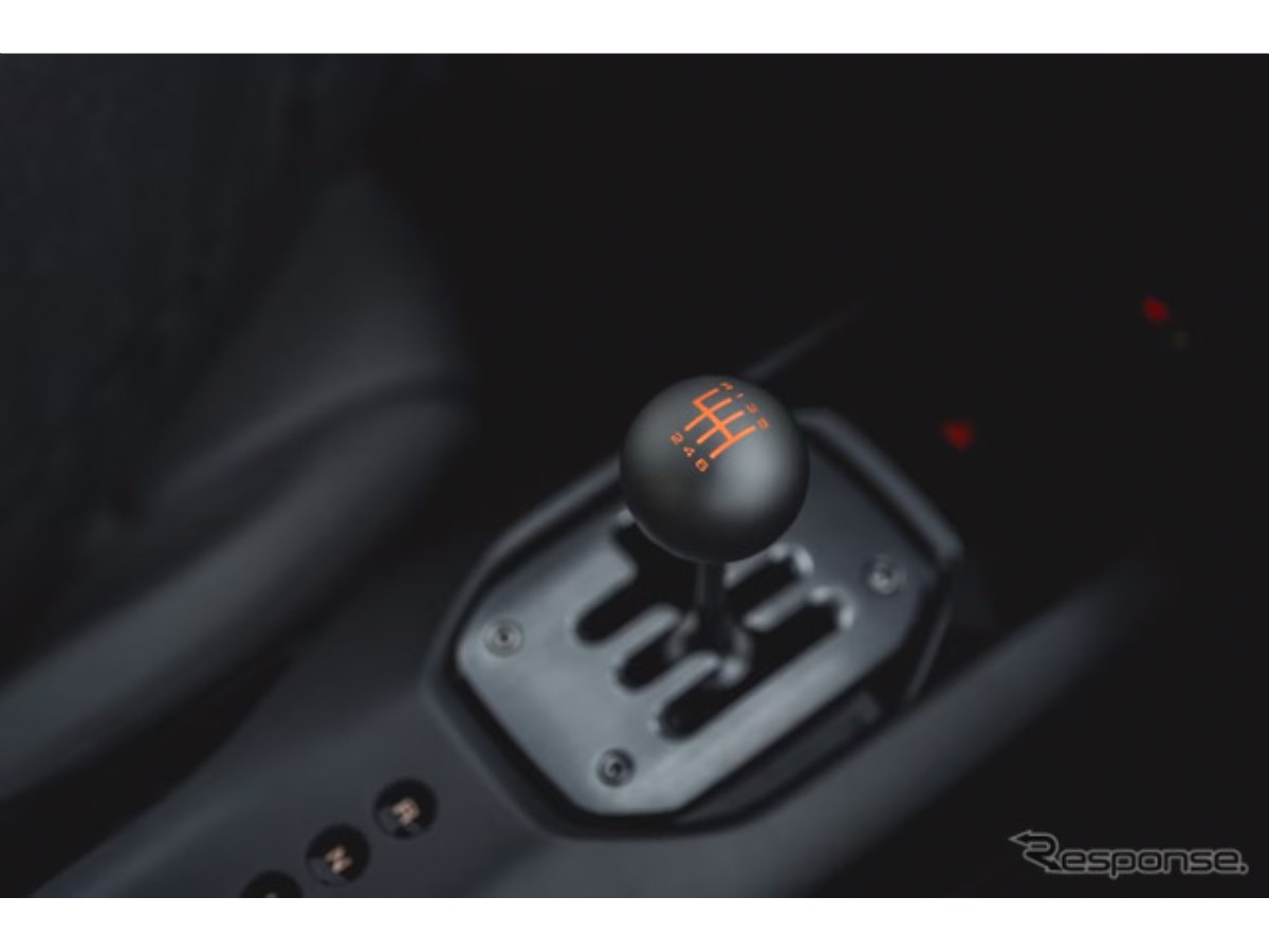 面白い機構」「乗った感じが気になる」MTとDCTを融合させたフェラーリ