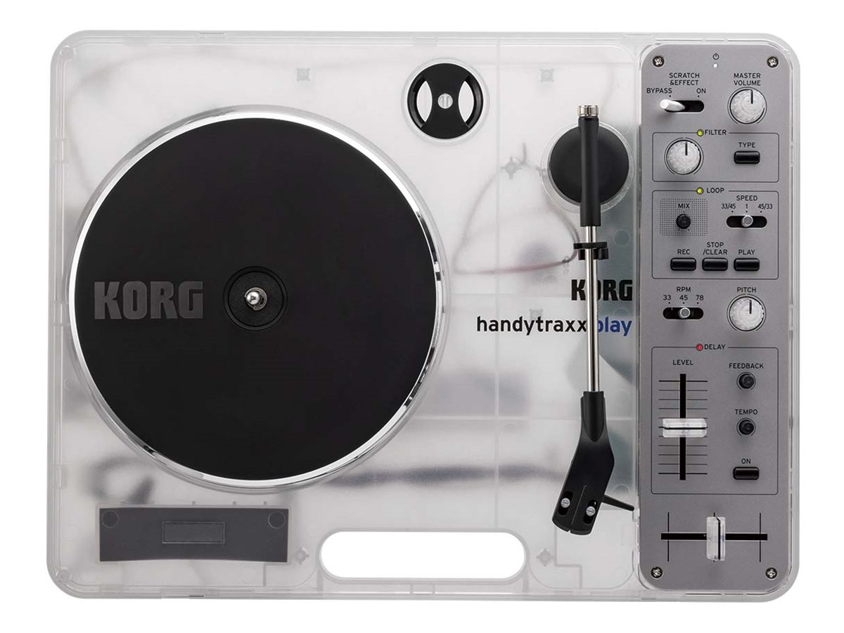 atmosとKORGがコラボ、透明なポータブルレコードプレーヤー