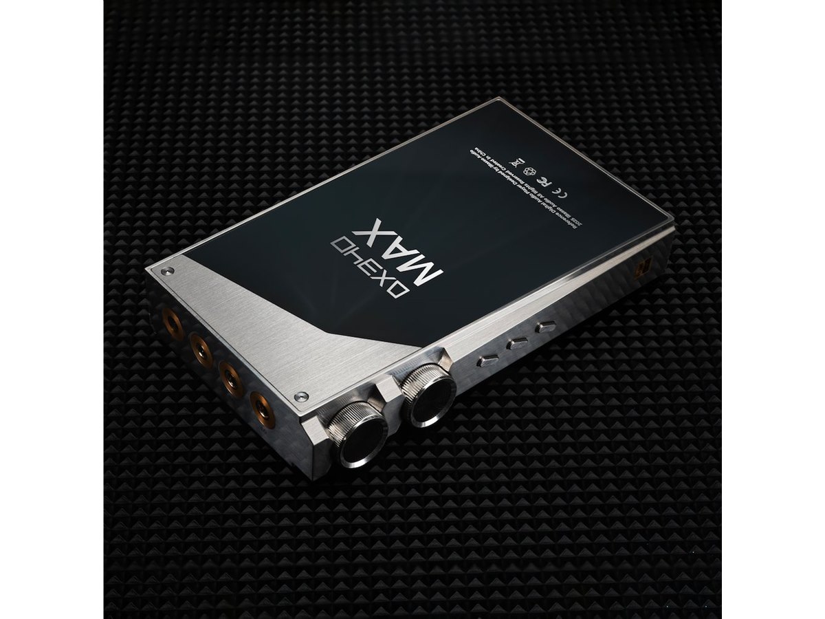 iBasso、チタニウム筐体を採用した世界688台限定のリミテッドフラッグ