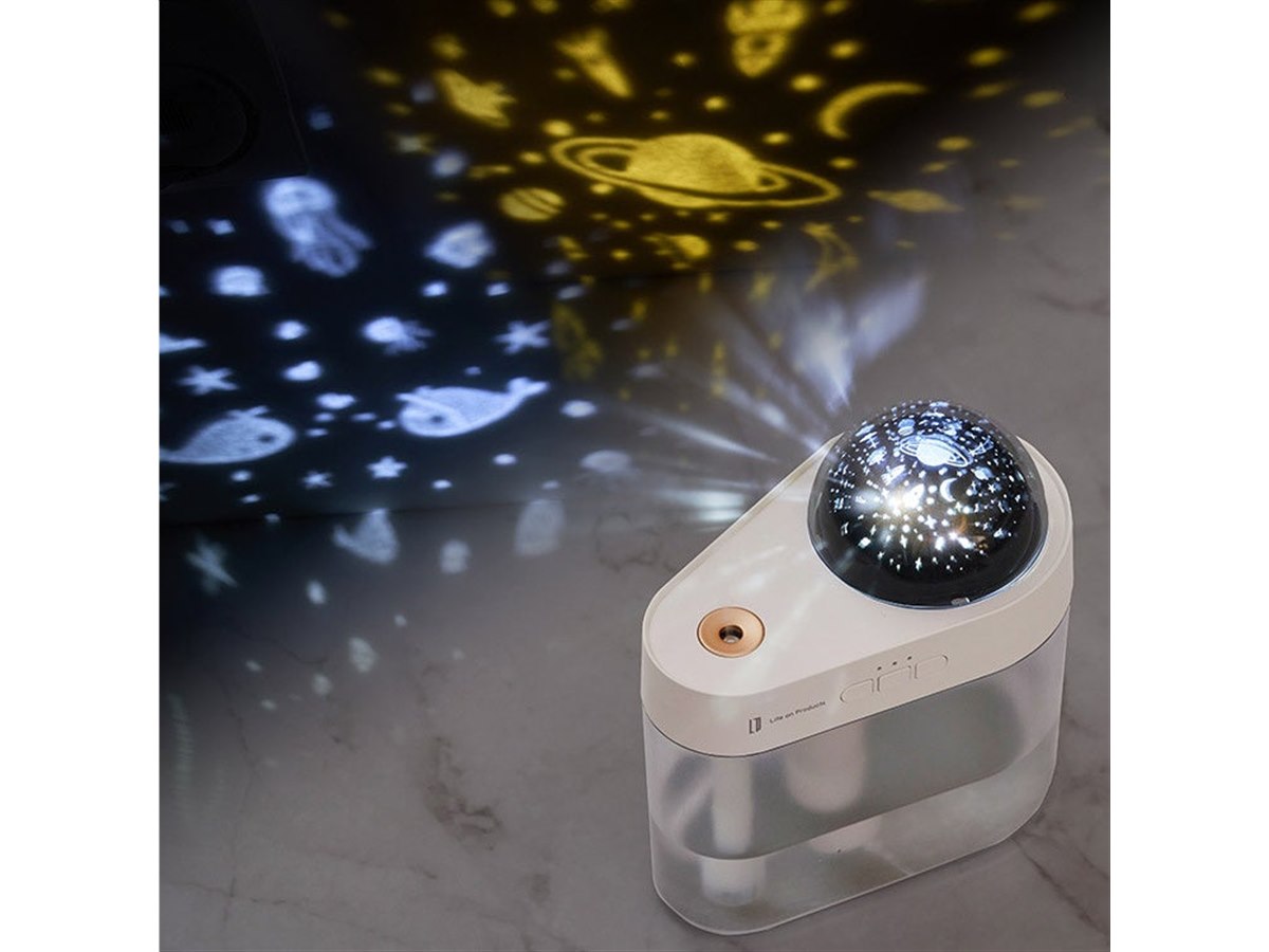 ライフオンプロダクツ、部屋でプラネタリウム気分が味わえる小型加湿器
