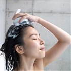 アデランス×シャープ、プラズマクラスター搭載のLED美容照射 アデランス×シャープ、プラズマクラスター搭載のLED美容照射