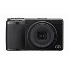 パナソニック、ズーム全域でF2.8を実現した光学24倍モデル「DMC-FZ200