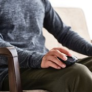 �G���R���AAndroid�X�}�[�g�t�H��������VR�}�E�X