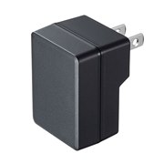 サンワ、約50000時間も使用できる高耐久設計のL字型USB充電器