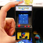 ���ۂɃv���C�ł���A���~�j�T�C�Y�̃A�[�P�[�h�^�Q�[���@�uTINY ARCADE�v