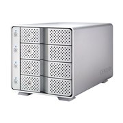 �Z���`�����[�AUSB3.1 Gen.2�ŃA���~�{�f�B���̗p����4Bay���i�P�[�X