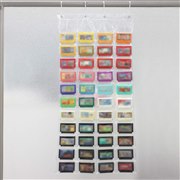 インテリアに? ファミコンやメガドライブのカセットを44個収納できるウォールポケット