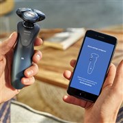 フィリップス、“皮膚科医と共同開発したアプリ”と連動する電気シェーバー