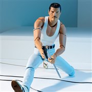 ライヴ・エイドの「フレディ・マーキュリー」可動フィギュア、マイクスタンド付き