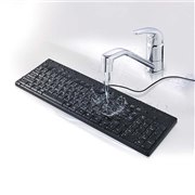バッファロー、水で丸洗いできるキーボード「BSKBU520BK」