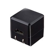 サンワ、コンパクトなキューブ型USB充電器「ACA-IP70」