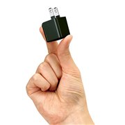 PGA�A�y��26g�̃R���p�N�g��USB Type-C�|�[�g�[�d��
