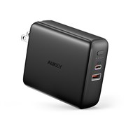 AUKEY�AAC�[�d���̌^�ŋ}���[�d�Ή��̃��o�C���o�b�e���[�uPowerDuo 5000�v