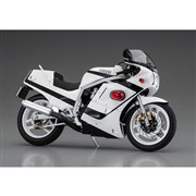 「逮捕しちゃうぞ」に登場する「GSX-R750」白バイ仕様のキット、本日8/4から発売