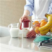 ビタントニオ、充電式「コードレスマイボトルブレンダー」を使いやすくリニューアル