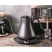 バリスタ監修のもとで開発した、約38〜100度の温度調節機能付き電気ケトル