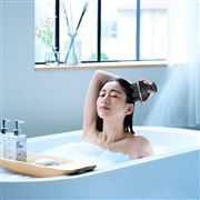 ���[�}���A������g�_�h�Ŏh���ł�����e��u�j�[�h���w�b�h�X�p���t�g �A�N�e�B�u�v