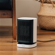 950Wのハイパワーでコンパクトなセラミックヒーター&ファン、6,578円で発売