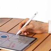 サンワ、「Apple iPadモード/汎用モード」を切り替えられる充電式極細タッチペン