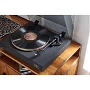 JBL�A���r���O�����f�U�C�����̗p����Bluetooth�Ή��^�[���e�[�u���uSpinner BT�v