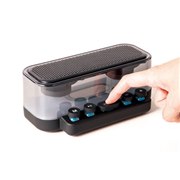 タイプライター風ボタンで操作、スケルトンBluetoothスピーカーが本日1月15日発売