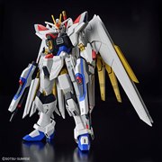 BANDAI HG 1/144 マイティーストライクフリーダムガンダム 価格