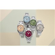 �I���G���g�X�^�[�A�����ɃA�[�X�J���[���̗p�����u�X�^���_�[�h�v��{��3��6������