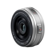 富士フイルム、長さ23mmのコンパクトな標準単焦点レンズ