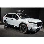 ゴードン・マレー、617馬力のオープン『T.33スパイダー』発表 - 価格.com