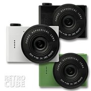 Gloture�A�����⏺�a���g���Ȏʐ^���B����40g�̃~�j�J�����uretroCUBE�v