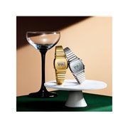 �J�V�I�ACASIO CLASSIC������������̃����g�[�����������~�j�}���ȁuLA670�v�̐V�삪�o��