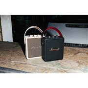 Marshall�A�ő�40���ԍĐ���IP55�h�o�h�H�ɑΉ������|�[�^�u��Bluetooth�X�s�[�J�[�uStockwell III�v