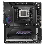 GIGABYTE�A�n��40���N�L�O��OC����E-ATX�}�U�[�{�[�h�uX870 AORUS INFINITY�v