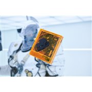 km5�A�Q�[���uDEATH STRANDING 2�v�ƃR���{�������胏�C�����XCD�v���[���[